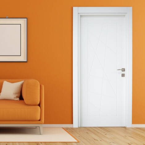 LACQUERED DOOR FEATURES